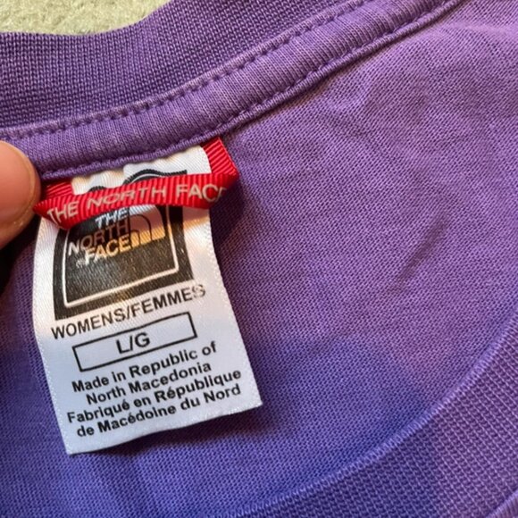The North Face Women’s Large Plain purple T-shirt with logo. - Picture 2 of 5